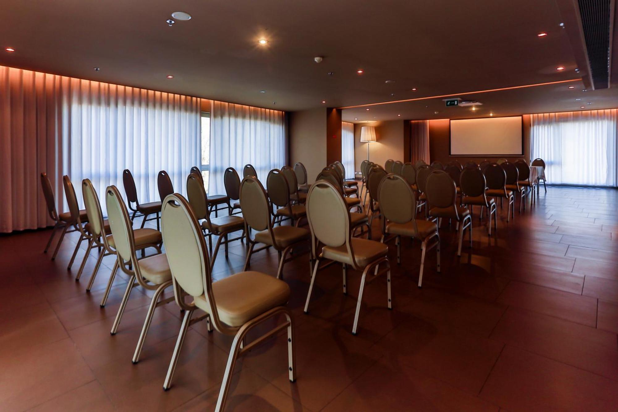 Golden Tulip Sao Joao Da Madeira Hotel מראה חיצוני תמונה